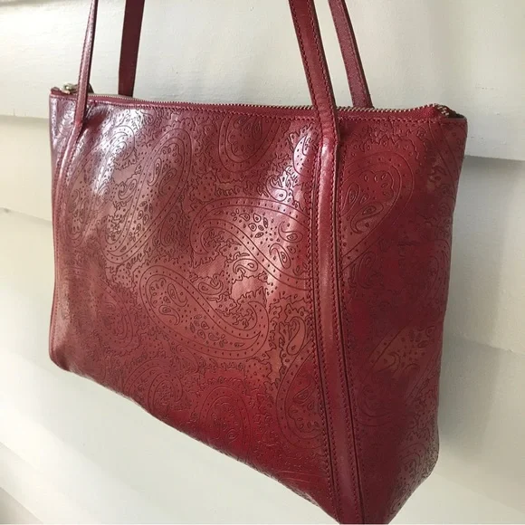 Monsac red leather paisley embossed shoulder bag purse - Picture 5 of 13